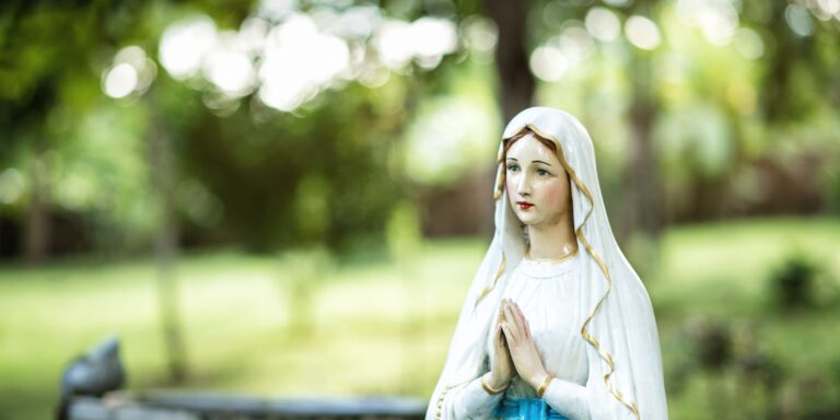 Statue of Virgin Mary and Jesus